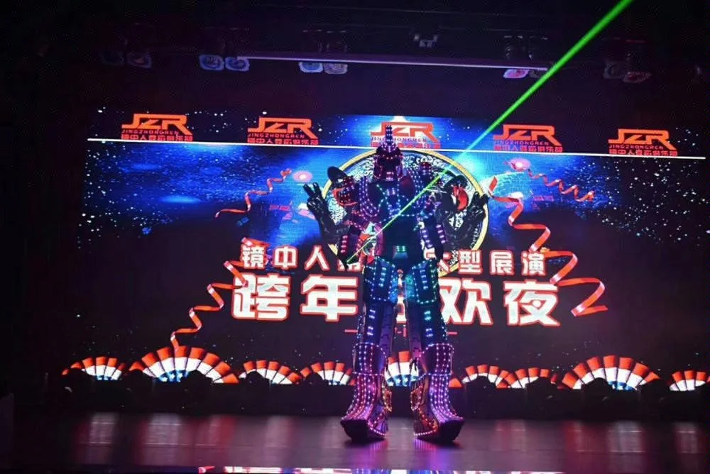 Smart Giant LED Robot Costume, Light Stilt Walking Programmable Robot Suit