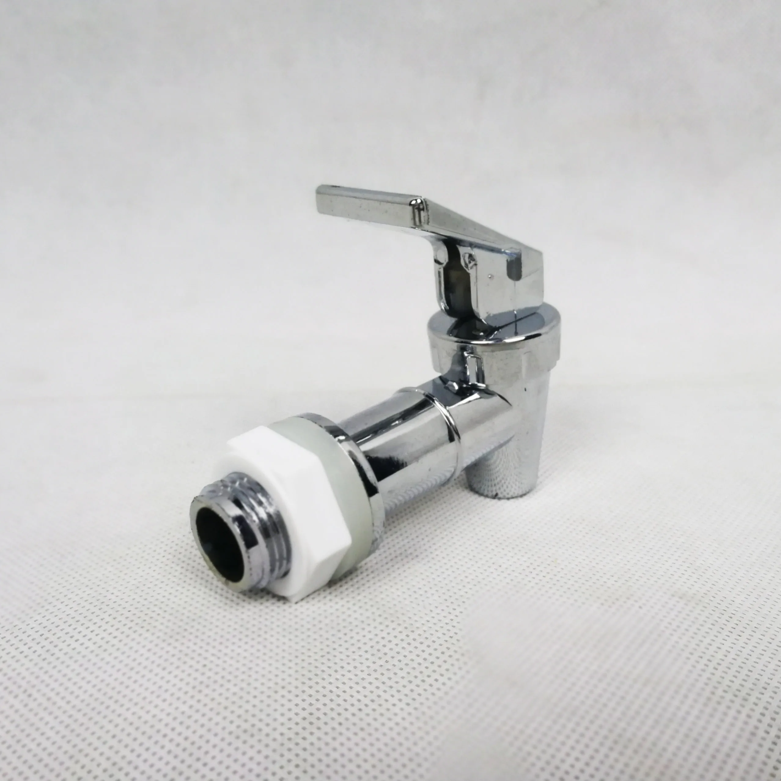 High Quality Replacement Lever Pour Spout for Beverage Dispenser