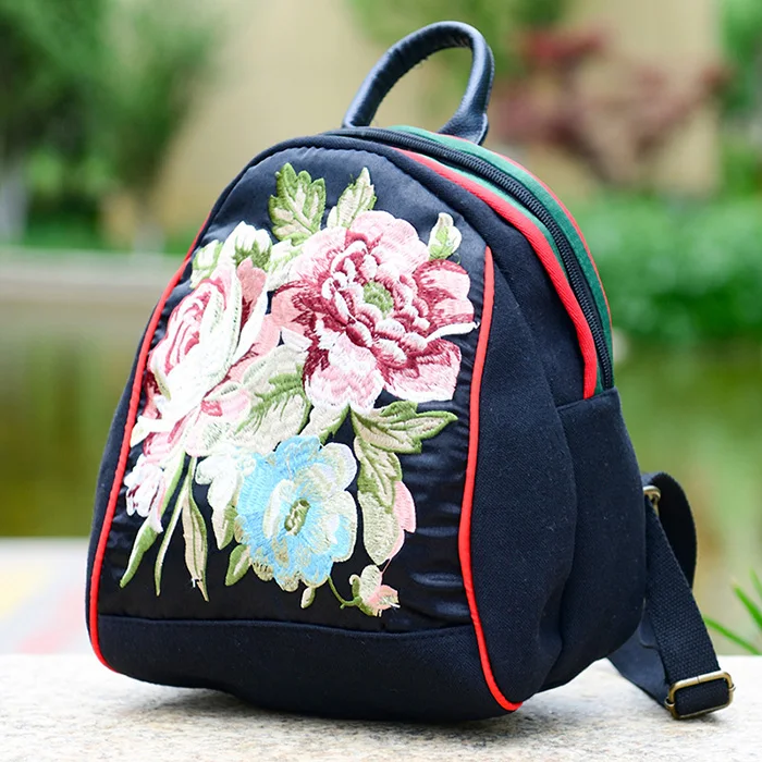 Handmade Embroidery Phoenix Pattern Stripe Backpack Bag Chinese National Style Embroidery Vintage Canvas Backpack Wholesale