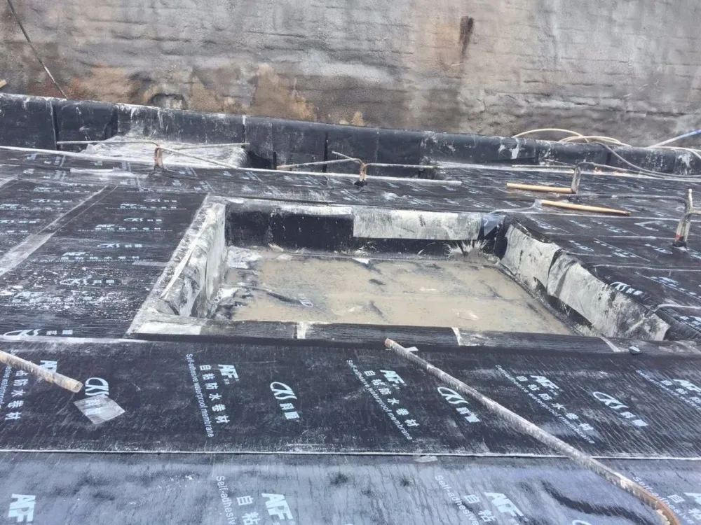 
Aquacoat one component moisture cured polyurethane waterproof coating 