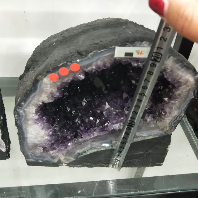 Natural Brazil Amethyst Geode Purple Quartz Crystal Cluster Purple Crystal Quartz Geode for Wholesale Grape Cluster