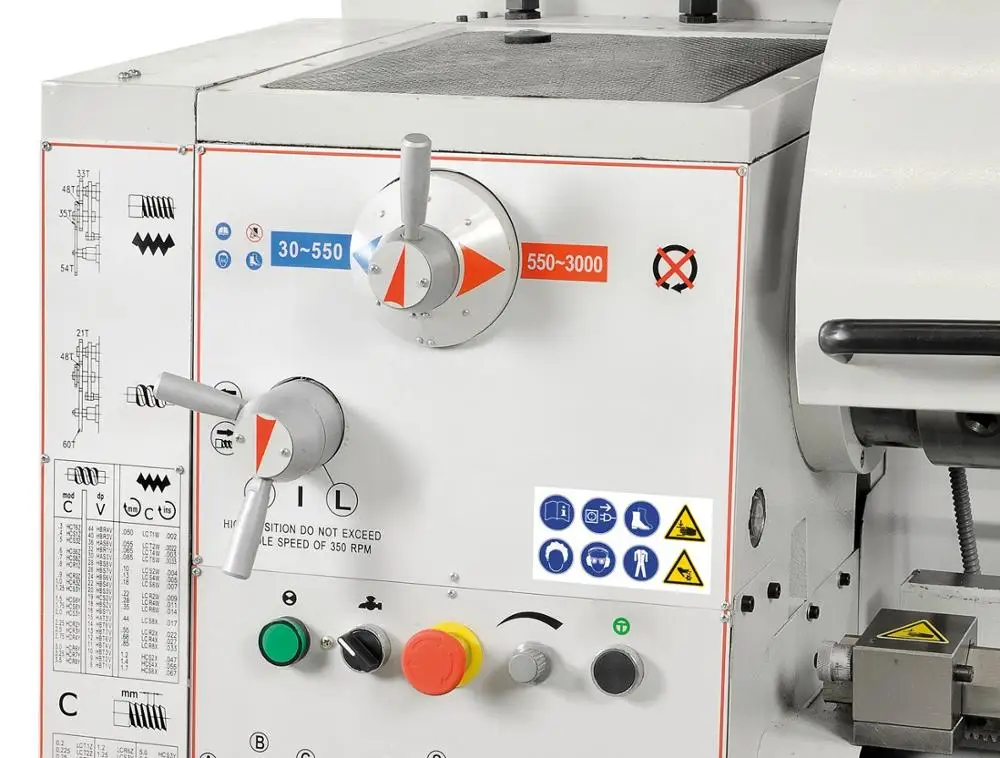 Conventional Gap Bed Metal Lathe Machine Price CM6241V