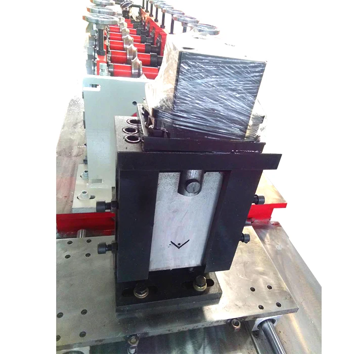 Corner bead light gauge steel frame keel rolling shutter slats roll forming machine for building