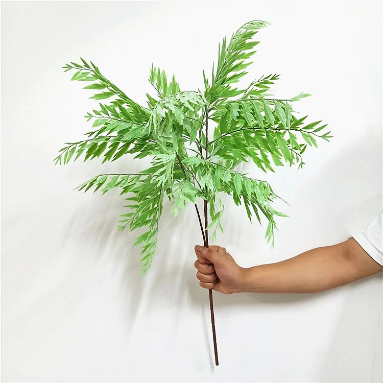 Customization New arrival living room decoration artificial plastic palm leaf bush