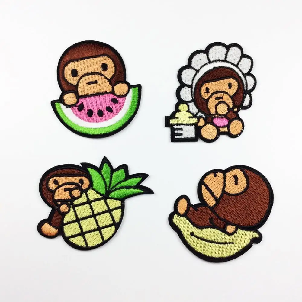 Fashionanble All Kinds of Custom Shapes 3D Design Embroidery Patches for Clothing