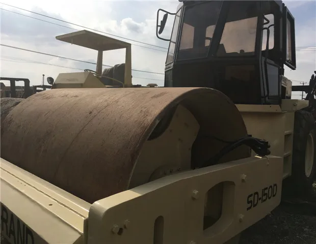 INGERSOLL RAND SD150D ROAD ROLLER
