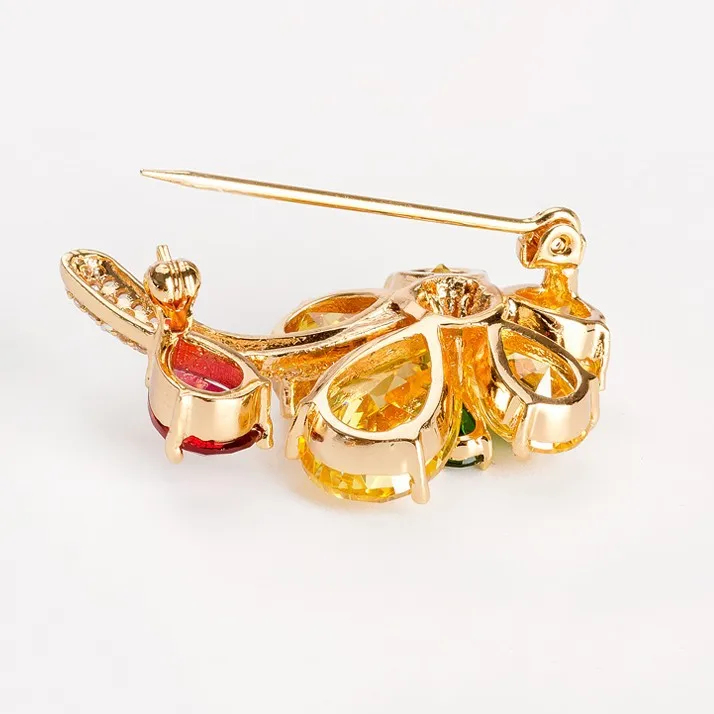 LUOTEEMI Wholesale Fashion Champagne Gold Brilliant Multicolor Cubic Zirconia Luxury Noble Flower Brooch For Wedding Invitations