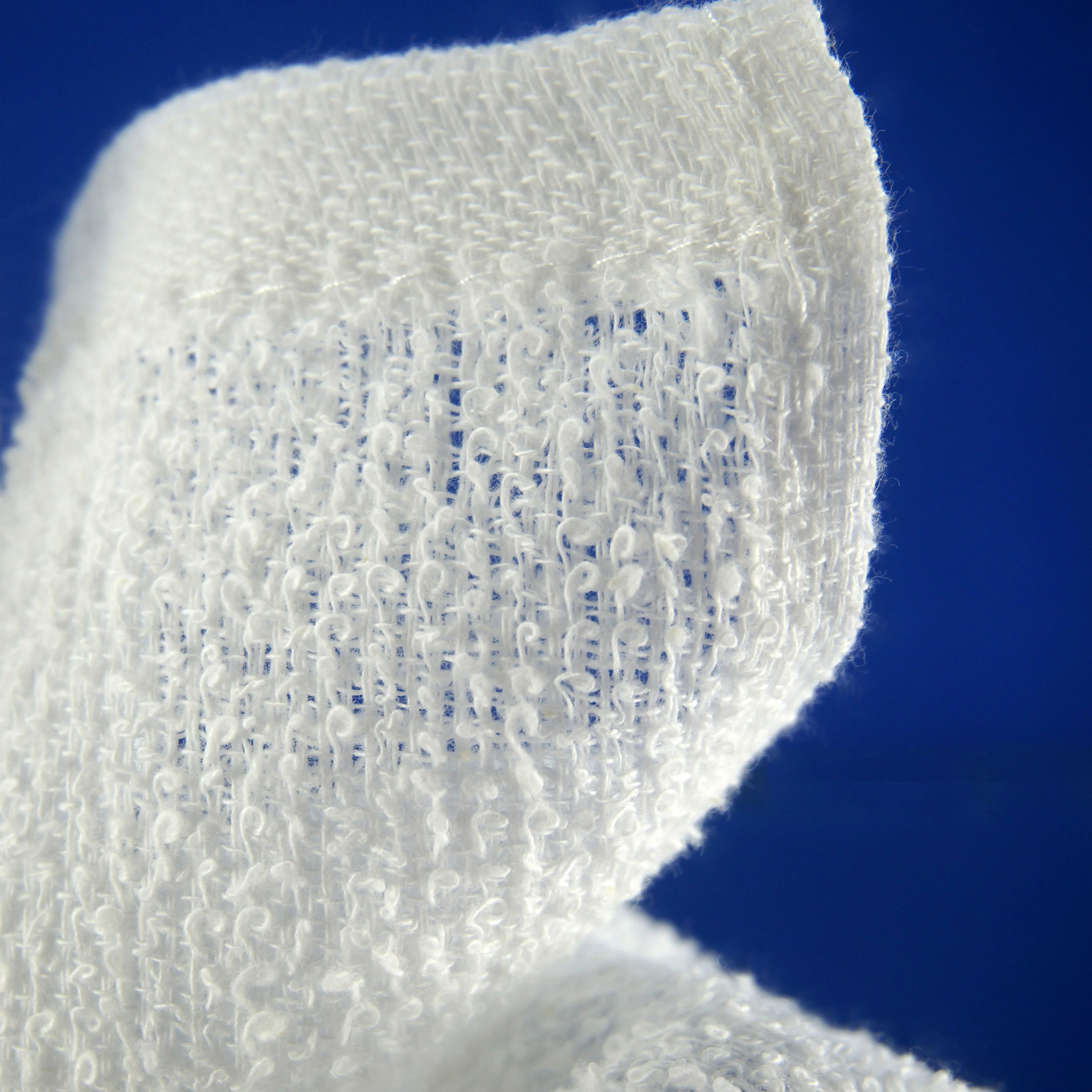 bleach mini disposable hot and cold face towel for airline