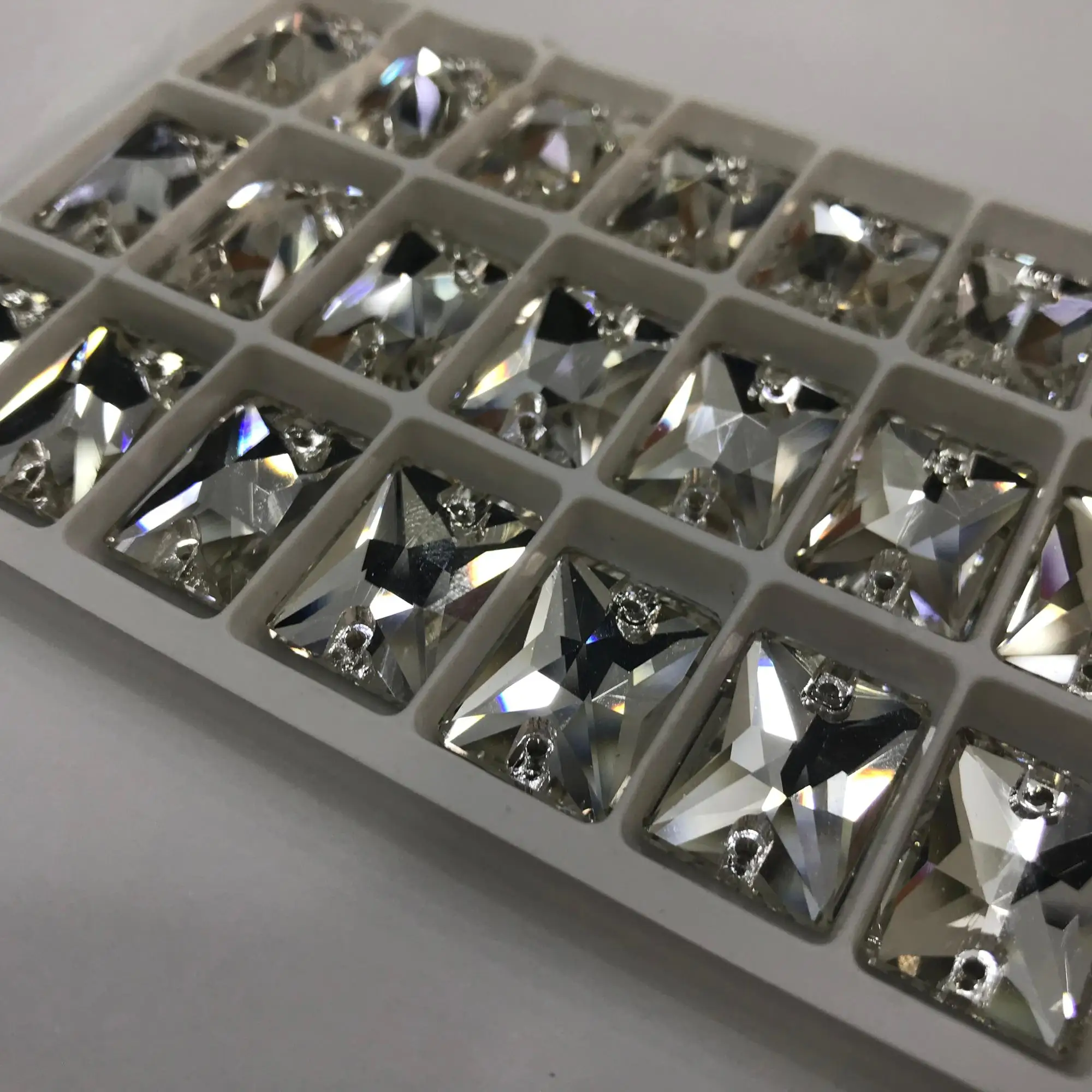 sew on crystal glass beads for wedding dress ,flat back sewing beads