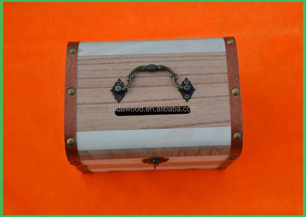 Large capacity piggy bank