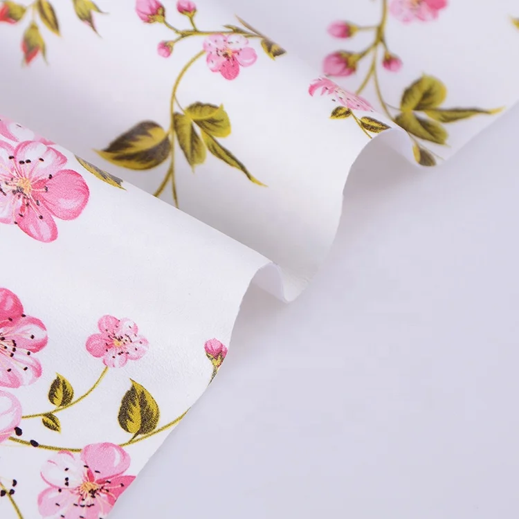 2019 китайские производители водонепроницаемая ткань из искусственной кожи с цветочным принтом для дождевика