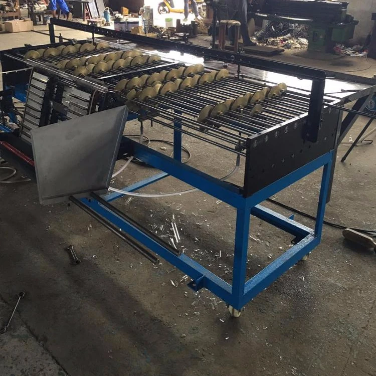 Fluorescent tube cutting machine