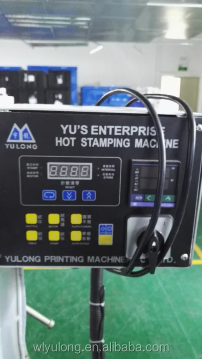 Flat hot foil stamping machine for plastic