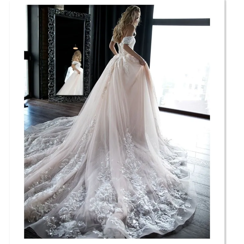 2019 New Arrival off shoulder Wedding dress sweet heart ball gown lace up back beautiful lace bridal gown wedding dresses