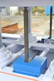 Высококачественная гидравлическая машина горячего прессования деревянных дверей для фанеры