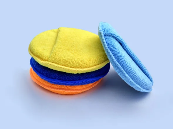 High density round microfiber polishing waxed sponge
