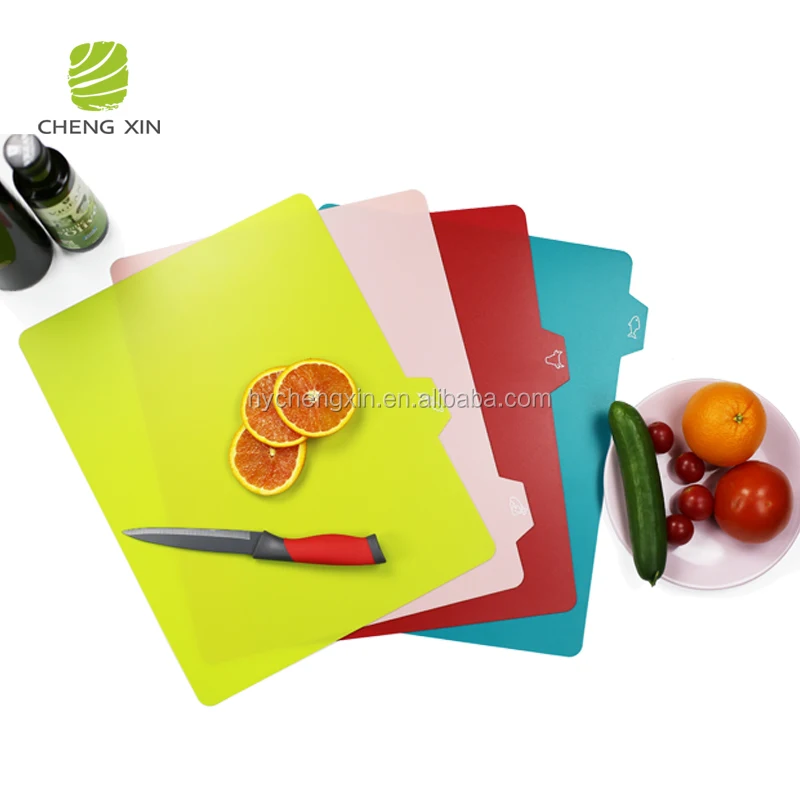 top seller kitchen items 4 Pieces Multi Color Function  Plastic chopping block cutting board set 4 Plastic cutting board