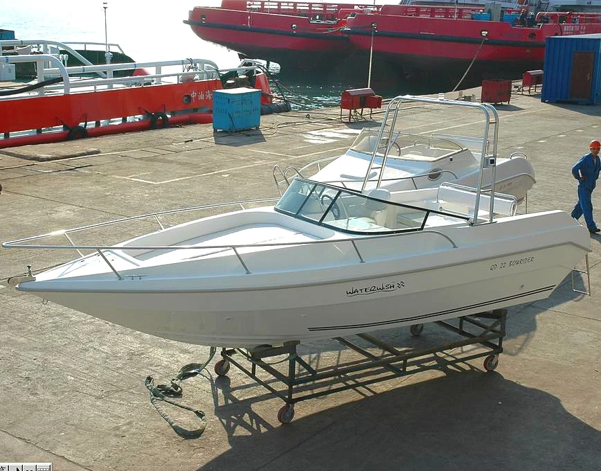 Продажа скоростных лодок QD 22 BOWRIDER из стекловолокна