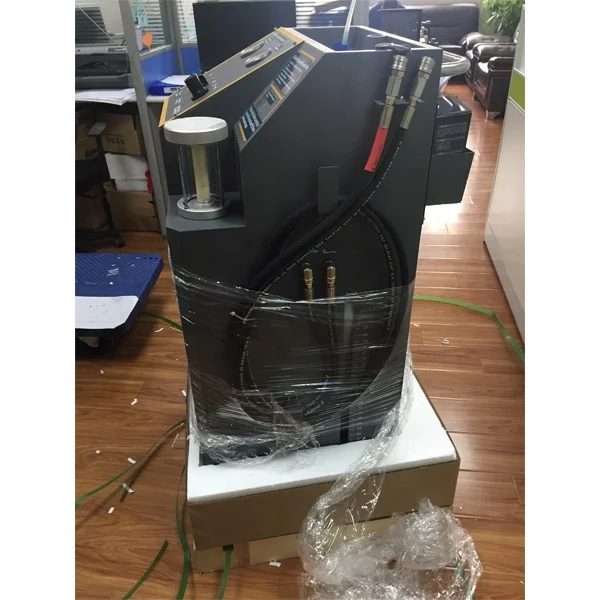 Engine lubricating oil changer engine flushing machine