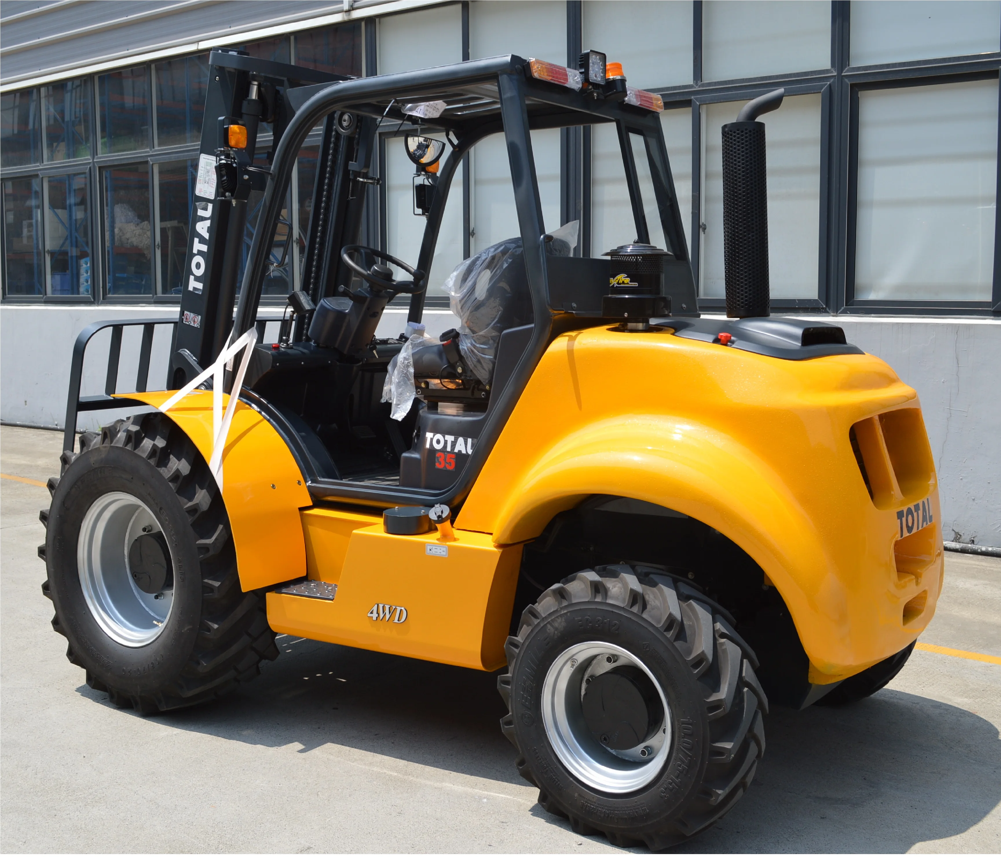 3.5 ton 4WD Rough Terrain Forklift