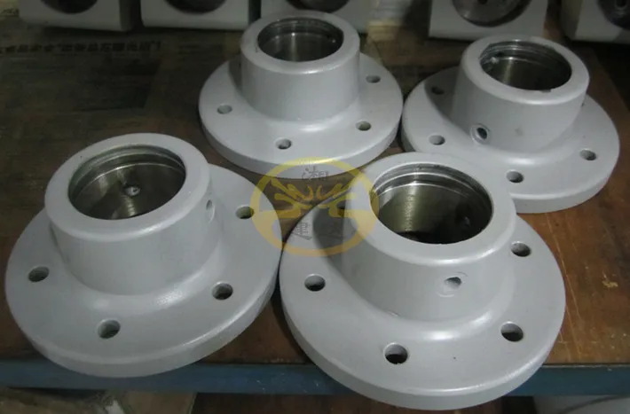 Запасные Части Putzmeister PM подшипниковый фланец Q60 OEM #242573007