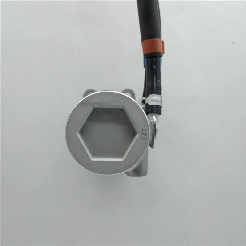 Japanese Quality Car NKR 4JB1 8-97224374-0 Brake Master Cylinder for ISUZU ELF