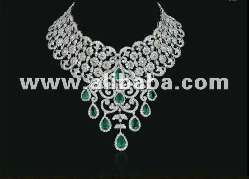 18Kt gold diamond