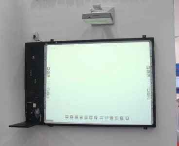 2019 Newest tech multi-media all-in-one pc interactive whiteboard for classrooms