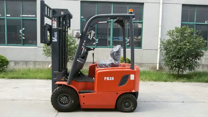 four wheel 2.5ton electric forklift truck