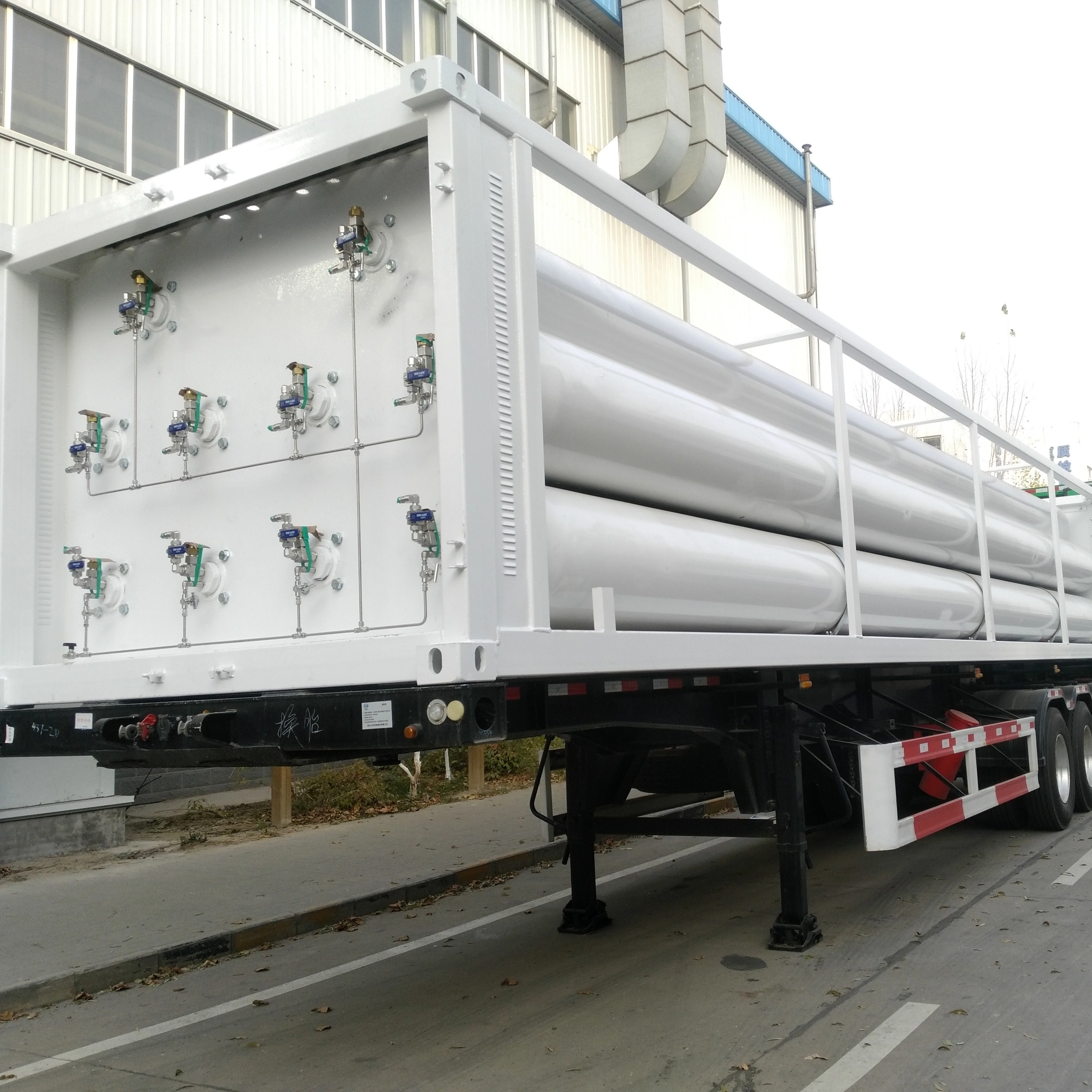 
Контейнер-проскальзыватель CNG 