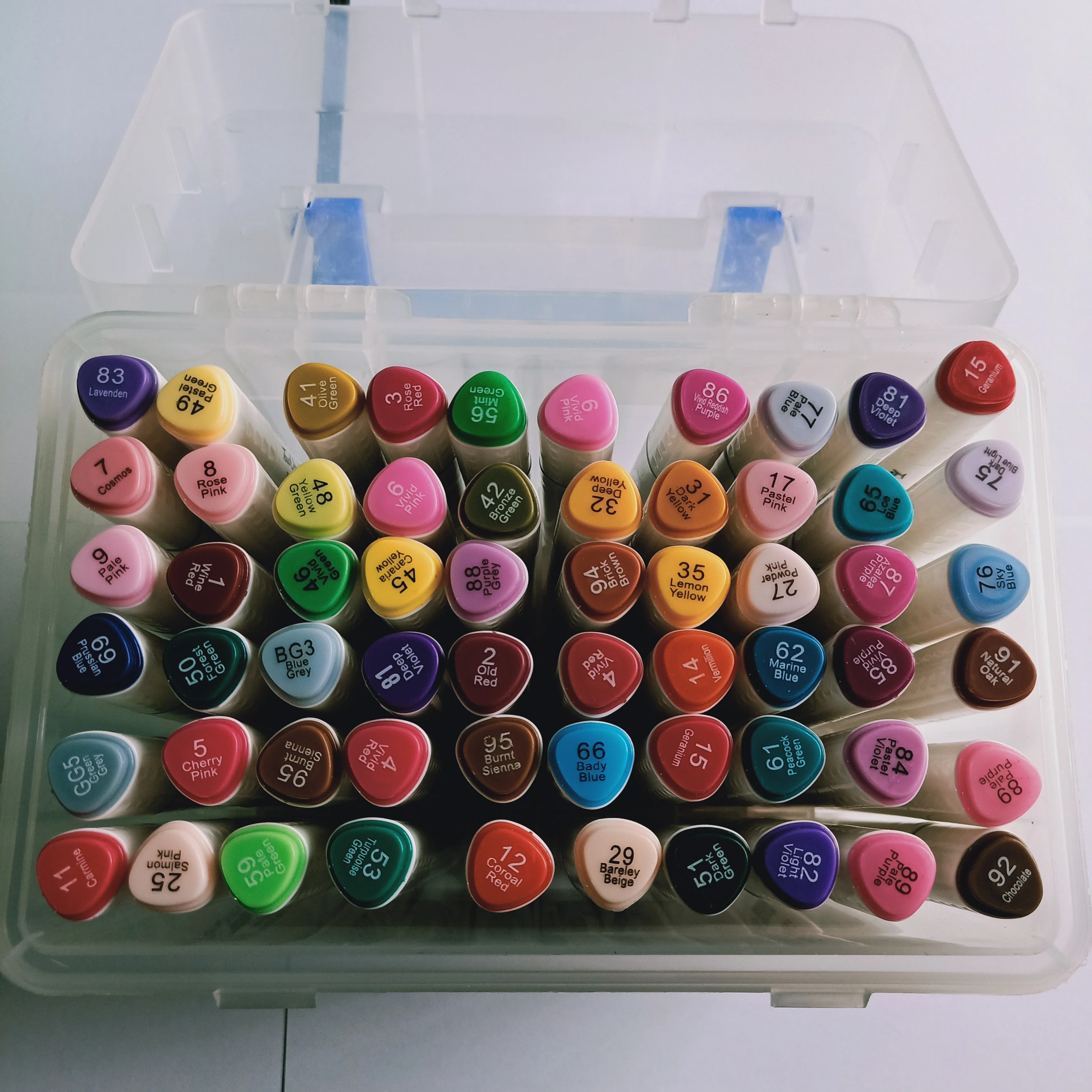 Factory wholesale up to 80 colors small exquisite double nib alcohol markers for sketching and office marking