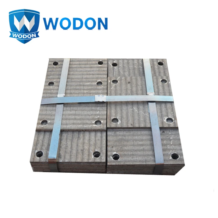 Chromium carbide overlay seamless abrasion resistant plate