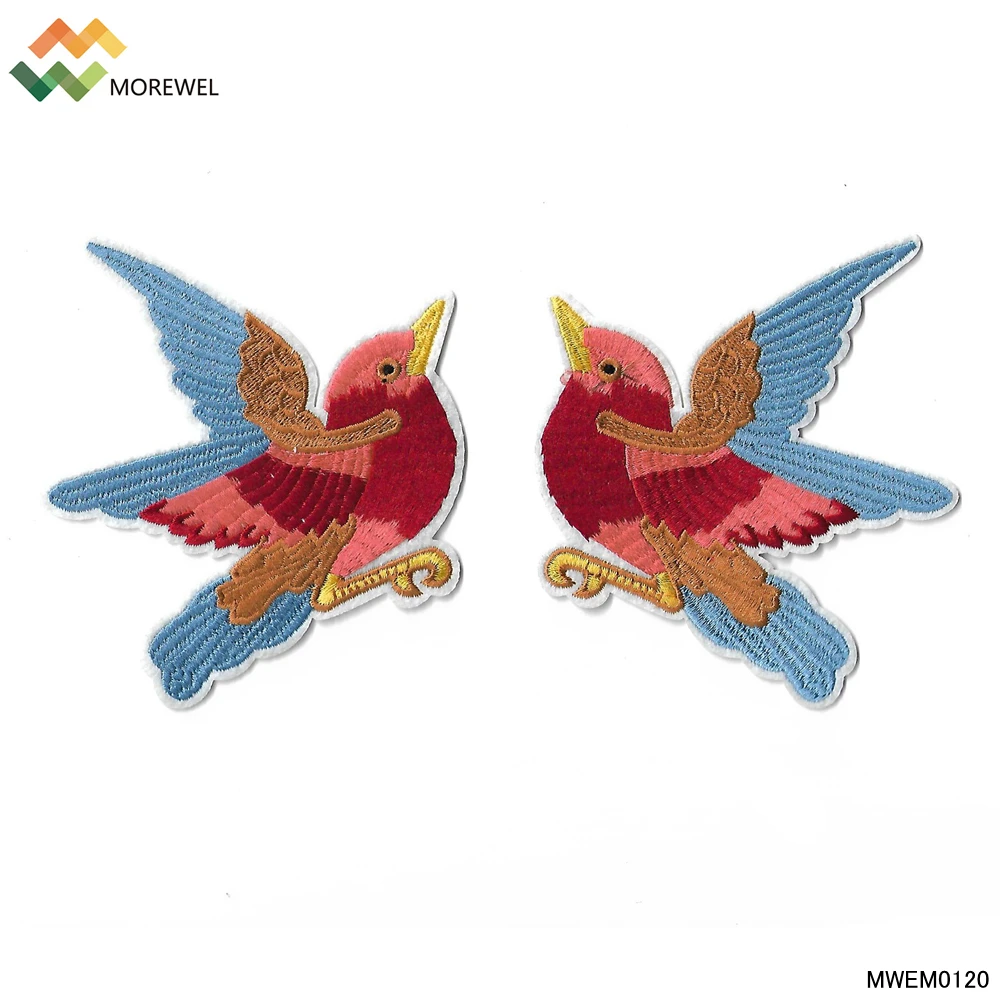 Wholesale DIY Kids Clothing Bird Parrots Design Embroidered Iron On Patches Garment Accessory Label