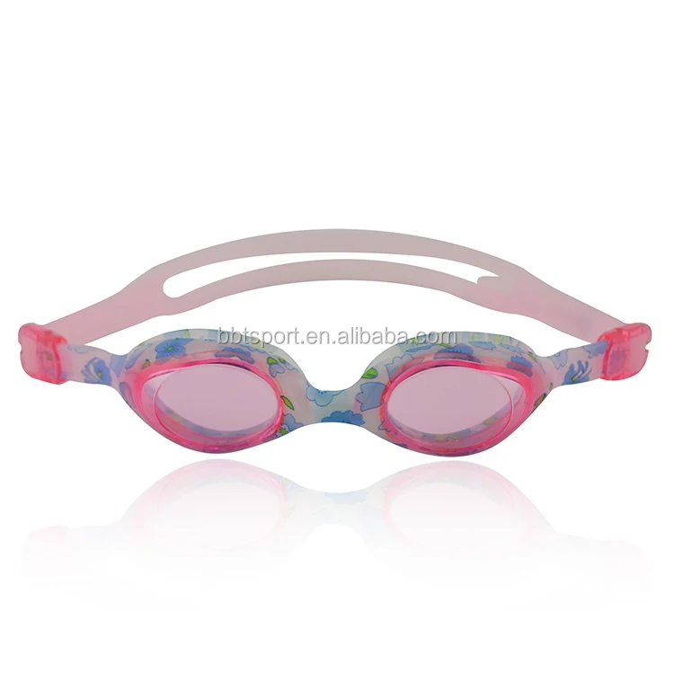 Teenager swimming goggles