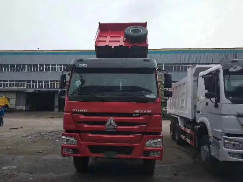 Fewer working hours, Used  Howo  dump truck/ 15 tons Tipper  truck /price can be discussed