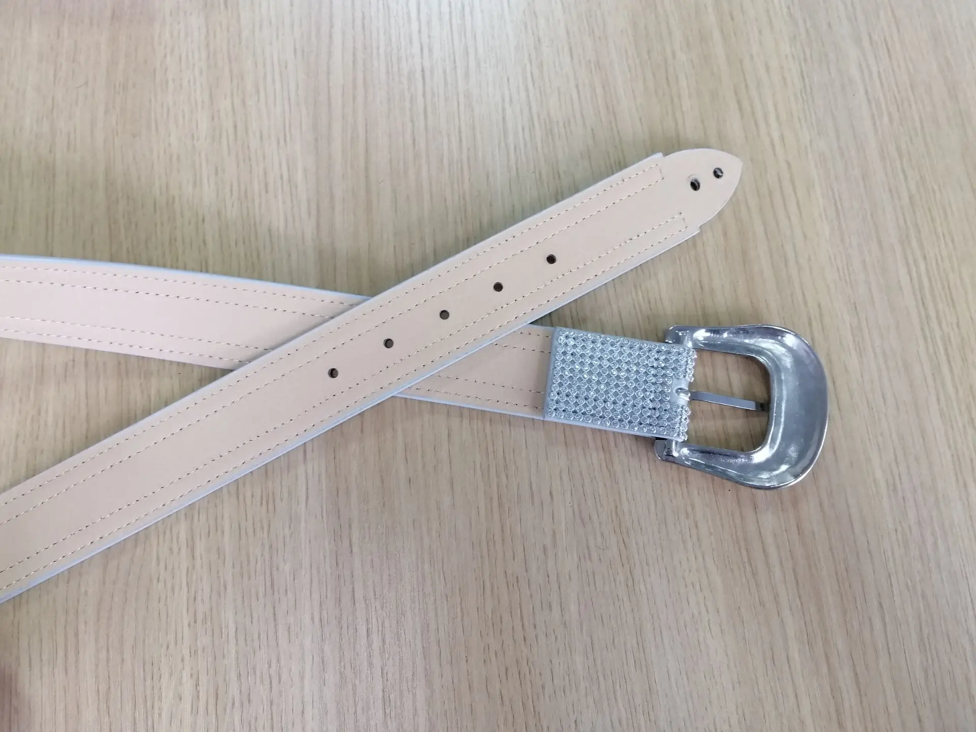 New Style Fashion Women Design cintos strass Western crystal Rhinestone Leather PU  Ladies snake Buckle bb Simon diamond Beltl