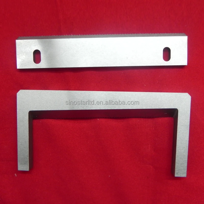 Food packaging machine serrated cutting knife