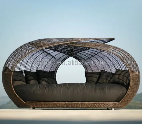 
Rattan outdoor daybed wicker furniture outdoor sunbed with rattan covered and canopy beach lounge 