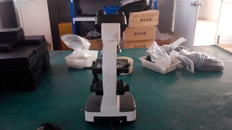 C106 Chinese factory supply medical microscope prices
