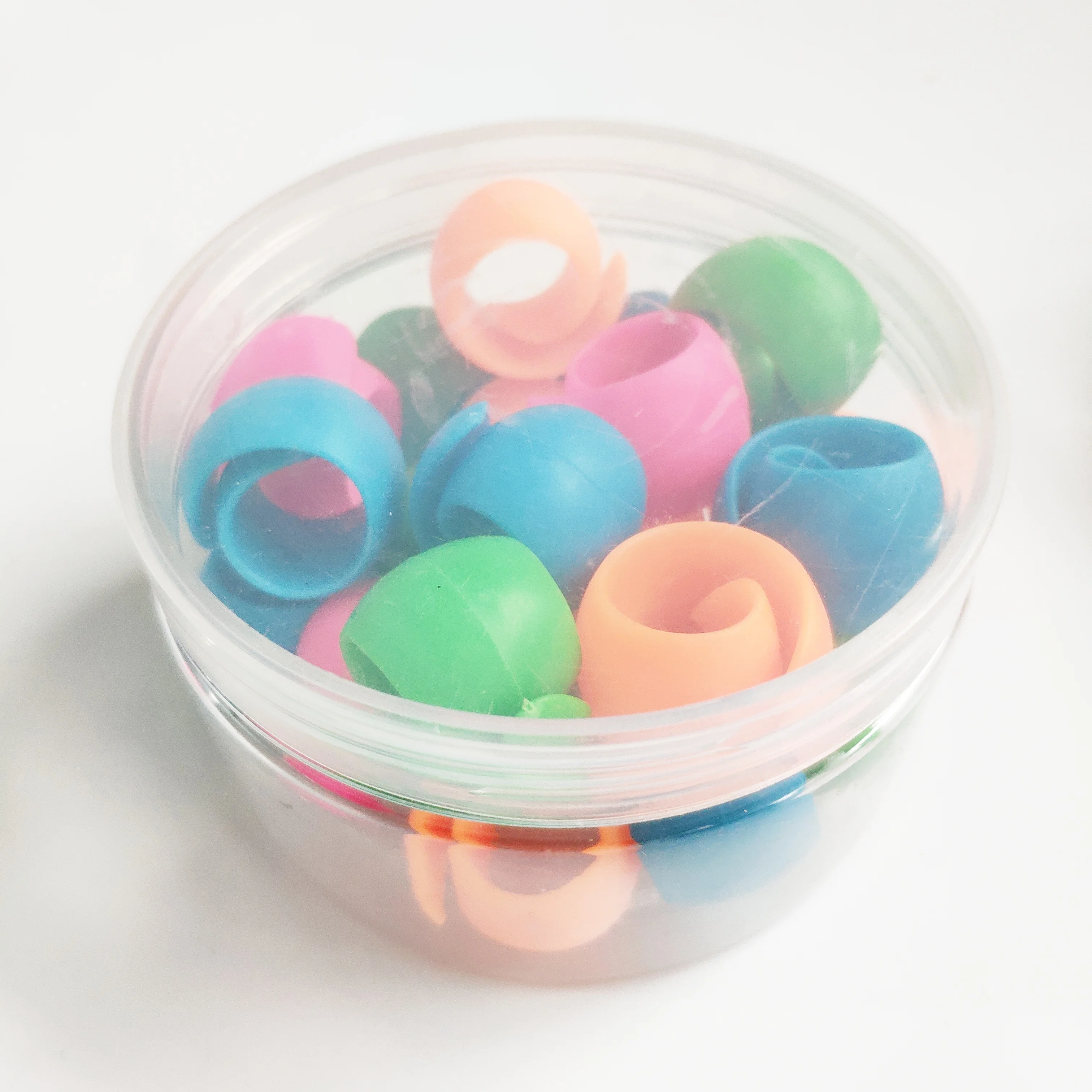 20pcs Mixed Color Bobbin Peels Thread Spool Huggers For Sewing