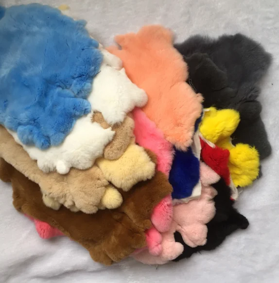 Eco-friendly Tanned Dye Animal Fur Skins Raw Rex Rabbit Fur Pelts Wholesale for Sale