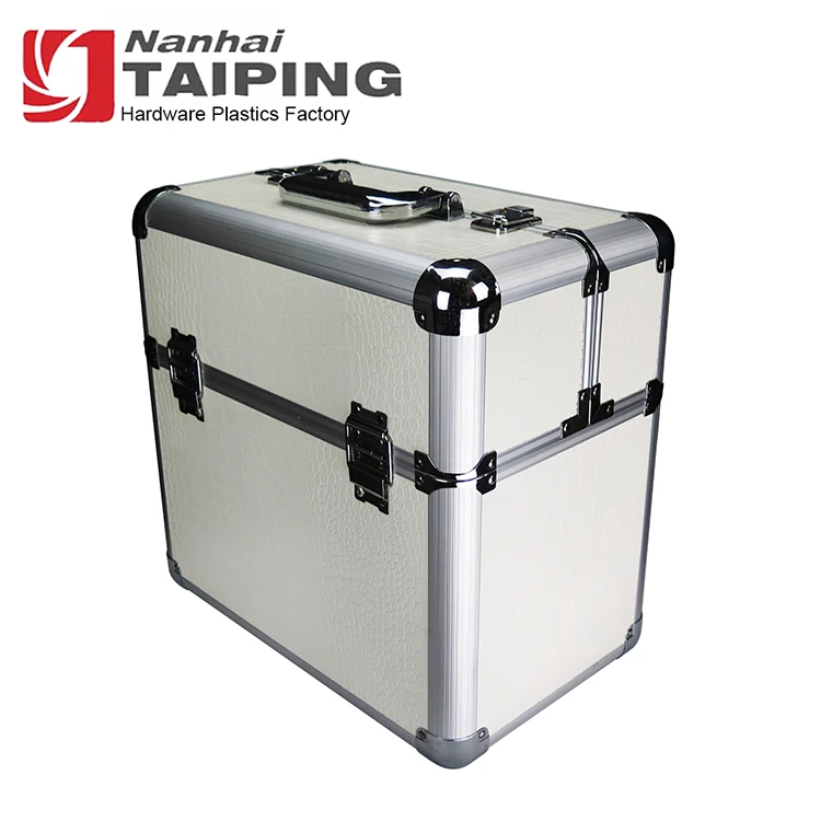 Portable Cosmetology Case Wheels Large Hair Styling Makeup Artists Case Travel Rolling Makeup Train Case With Trays