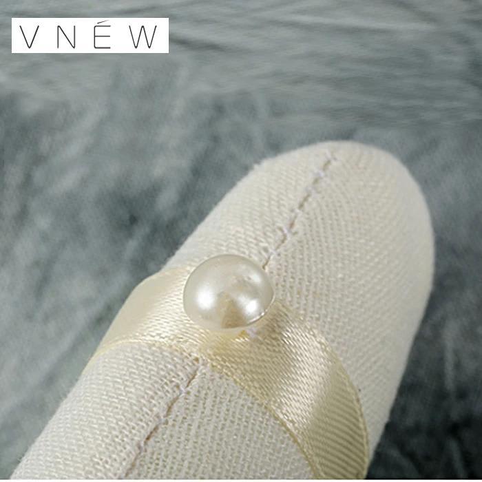 White customized embroidery fabric hanger satin clothes hangers