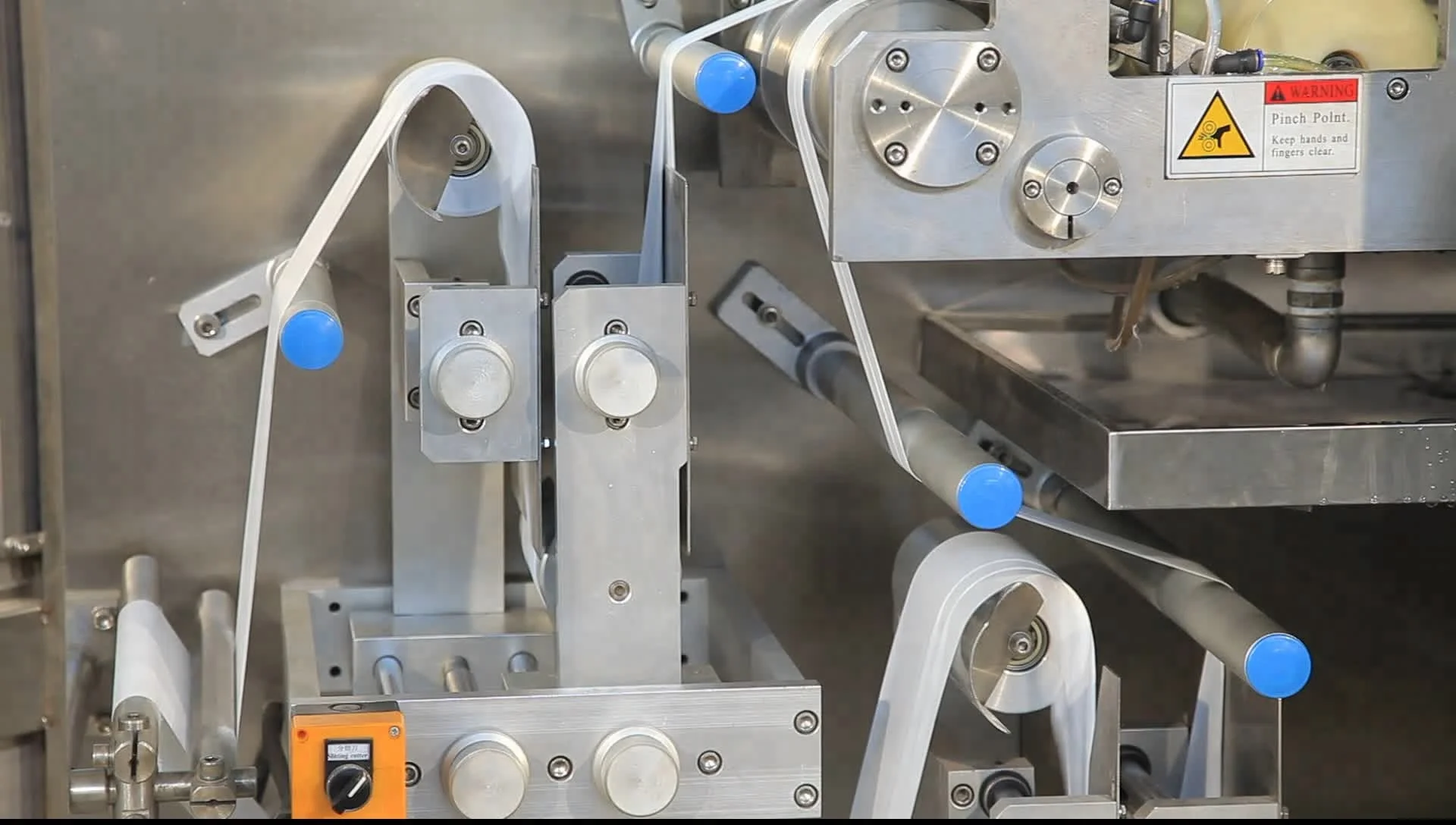 CD-2008II Full Automatic wet tissue making machine, wet wipe machine factory price, wet tissue machine