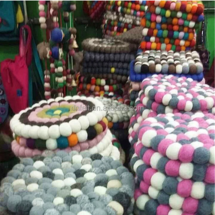 
100% nepal wool handmade wool felt balls for christmas decoration 