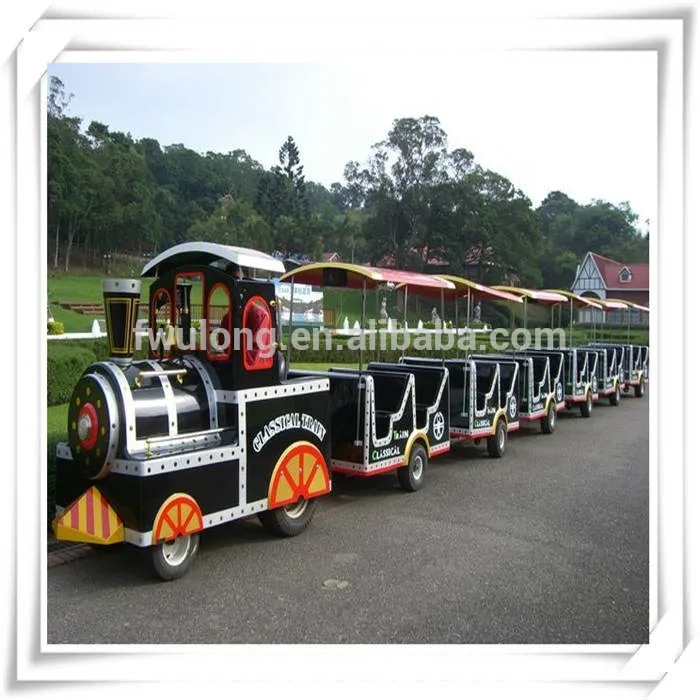 Томас поезд едет дети парк аттракционов мини поезд едет