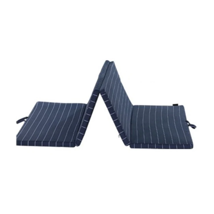 Travelling folded foam mattress