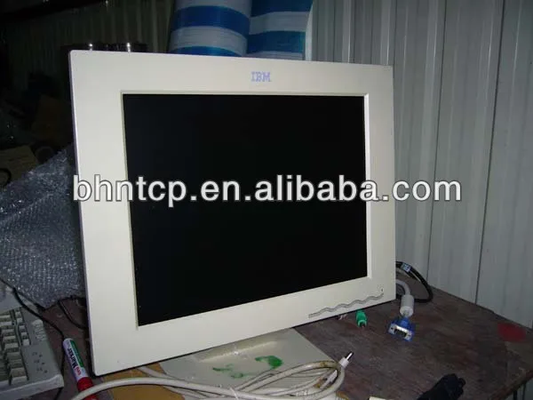 15 in. LCD 03 (IBM)