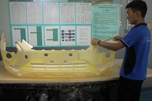 Машина для литья пенополиуретана высокого давления, используемая для изготовления подушек для автомобильных сидений, руля, бампера, солнцезащитного козырька, одноразовых затычек для ушей