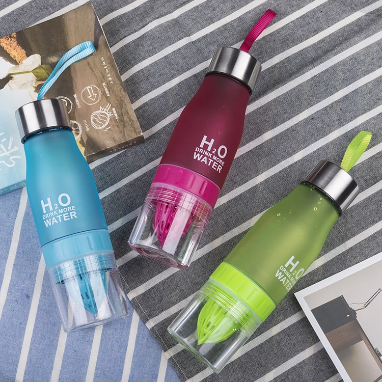 Colorful 650ml BPA Free Lemon Drinking Infuser Water Bottles Fruit Infuser